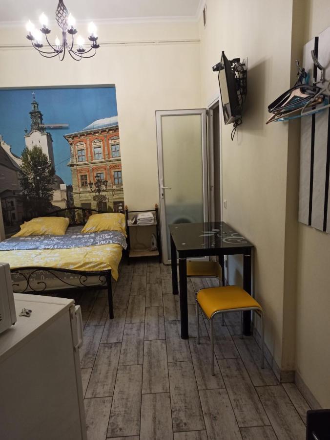 Apartment Smart Yellow Apartment-15 хв від жд вокзалу