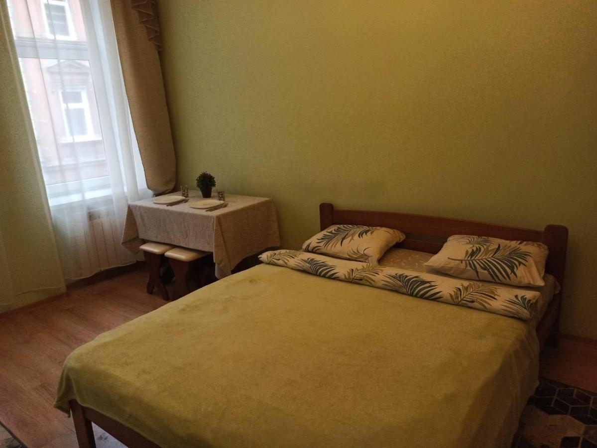 Apartment Smart Yellow Apartment-15 хв від жд вокзалу *
